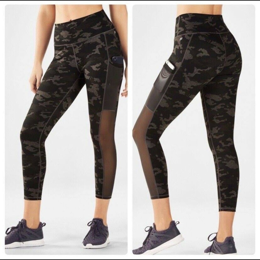 Fabletics Camo Capri